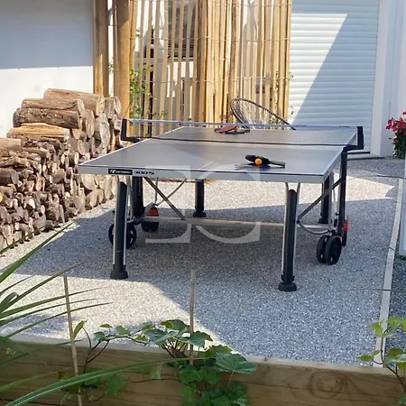 Villa Easy Cles- Center 3 Bedrooms Ac