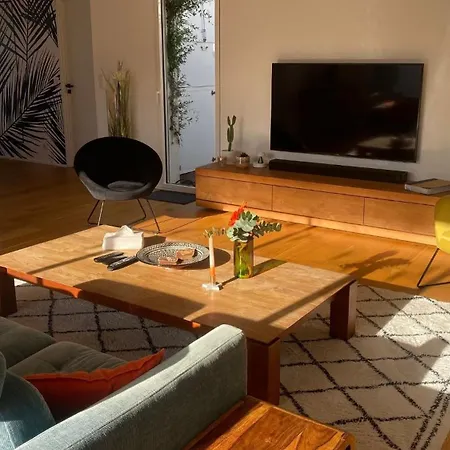 Easy Cles- Center 3 Bedrooms Ac Villa *