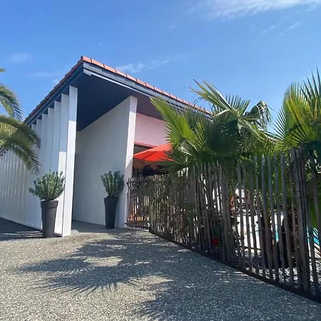Villa Easy Cles- Center 3 Bedrooms Ac *